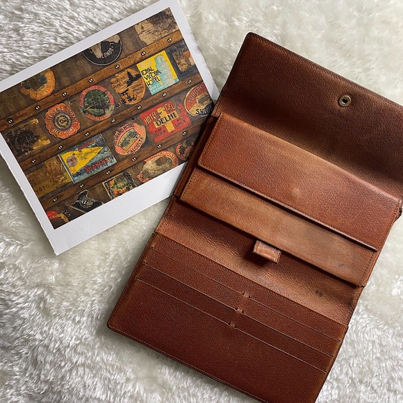 SOLD!! Louis Vuitton Porte Tresor monogram wallet - Picture 2 of 6